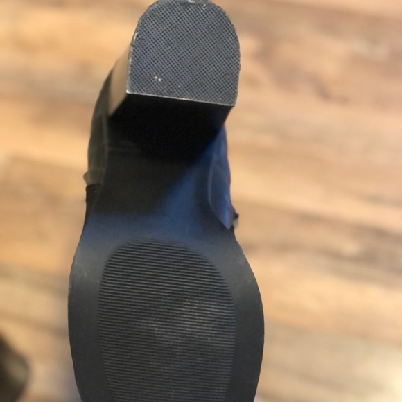 Black Faux Suede & Leather Quilted Heel Booties - Picture 5 of 6